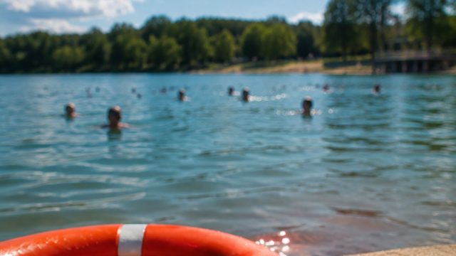 Tragic Drownings Highlight Urgent Need for Heat Safety in France